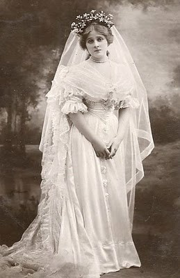 A Vintage Wedding Too's 'Truly Vintage Wedding Photos' ~ authentic ...